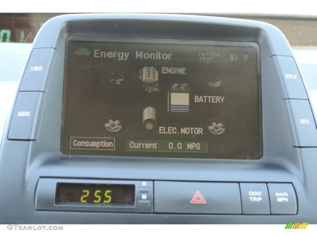 2009 Prius Hybrid Touring - Super White / Dark Gray photo #10