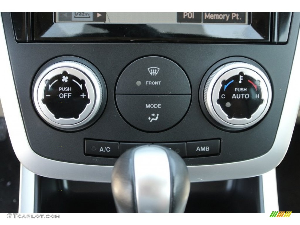 2008 Mazda CX-7 Grand Touring Controls Photo #78202701