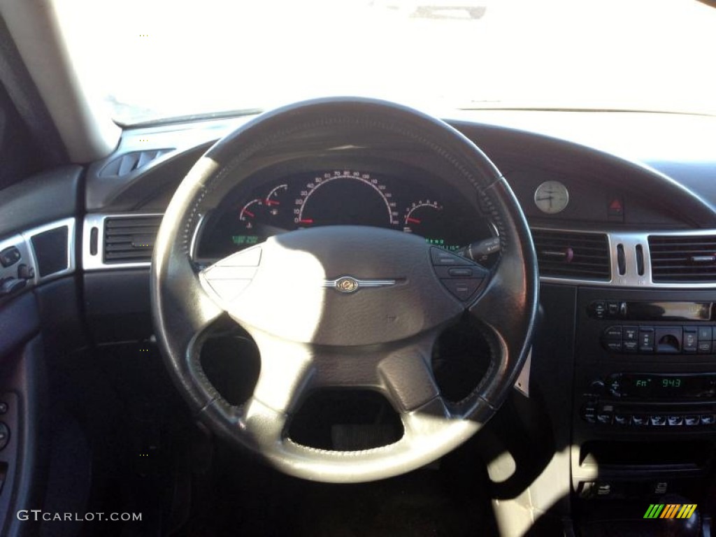 2004 Pacifica AWD - Stone White / Dark Slate Gray photo #33