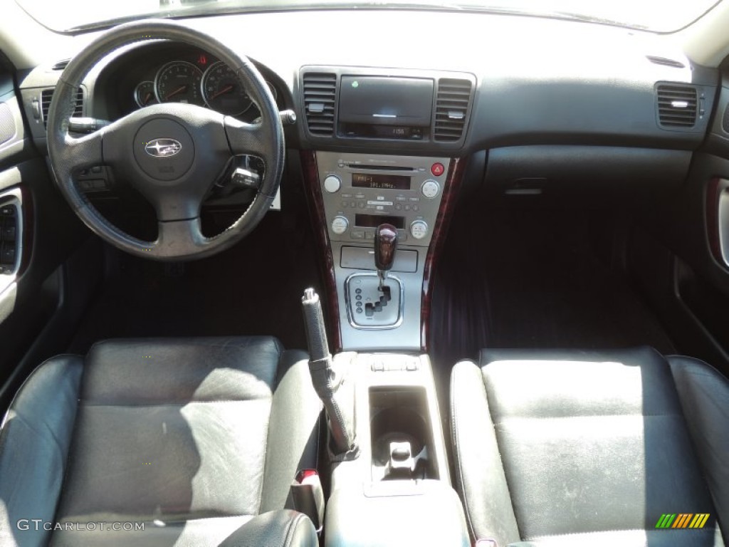2007 Subaru Outback 2.5i Limited Wagon Charcoal Leather Dashboard Photo #78208650
