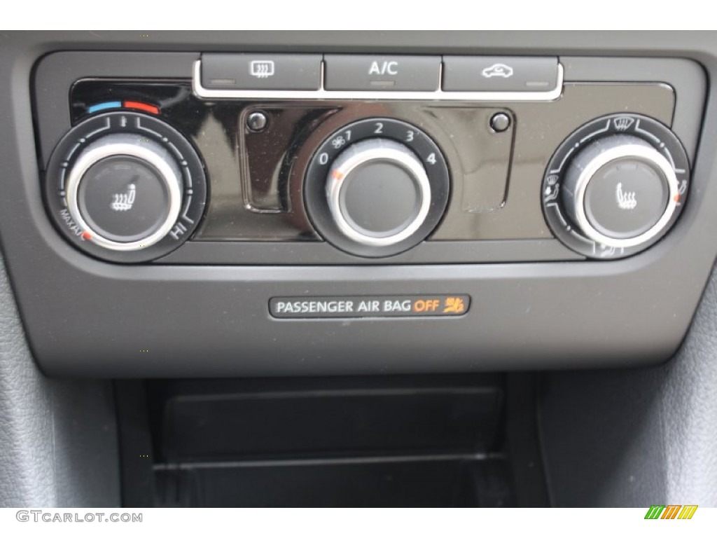 2013 Volkswagen Jetta TDI SportWagen Controls Photo #78209550
