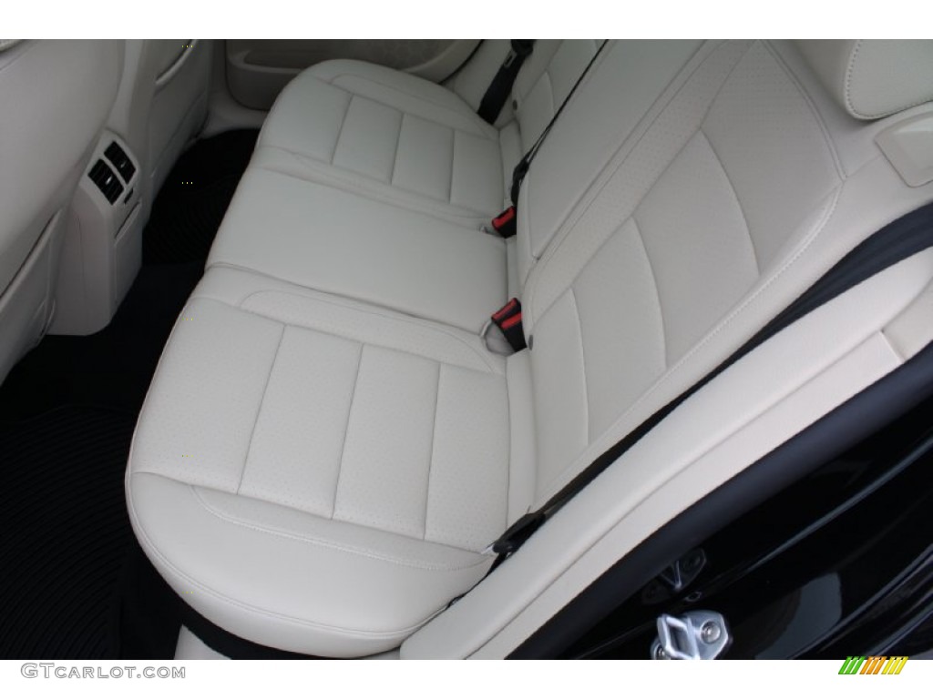 2013 Volkswagen Jetta TDI SportWagen Rear Seat Photos
