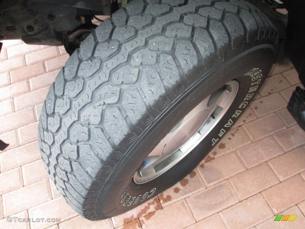 1999 Tahoe LT 4x4 - Onyx Black / Neutral photo #4