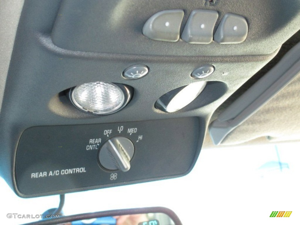 1999 Tahoe LT 4x4 - Onyx Black / Neutral photo #26