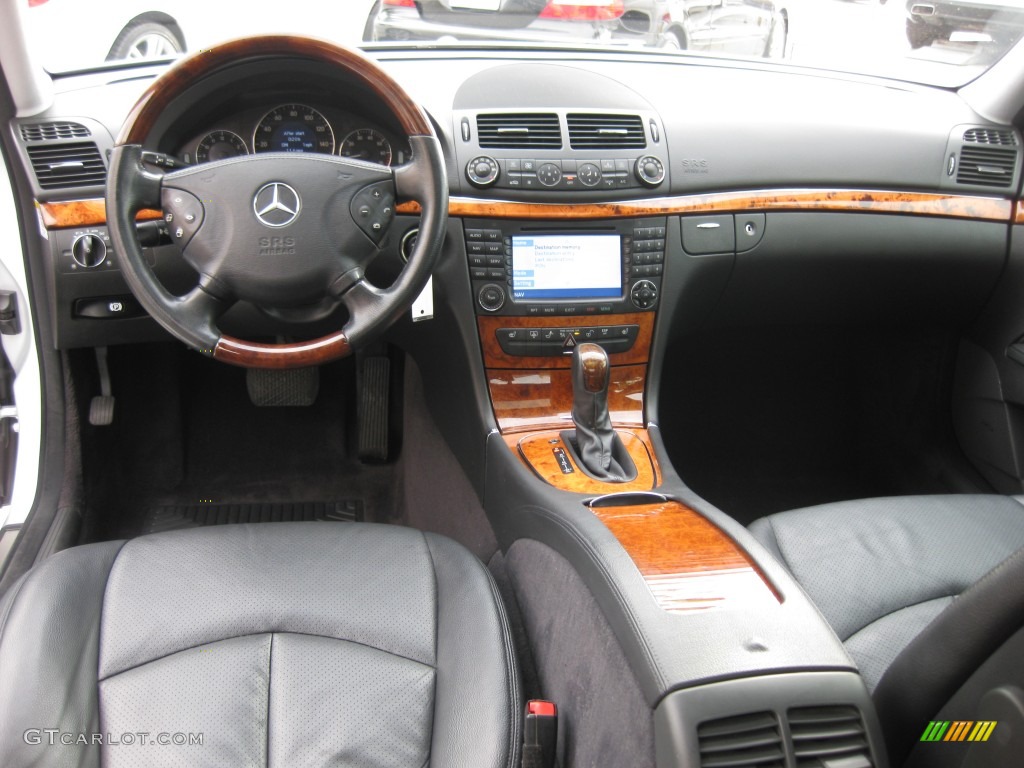 2006 Mercedes-Benz E 350 Sedan Dashboard Photos