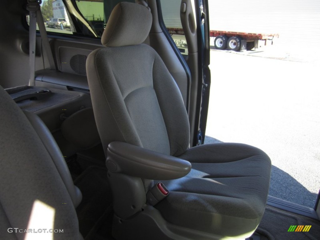 2001 Grand Caravan Sport - Patriot Blue Pearlcoat / Taupe photo #8