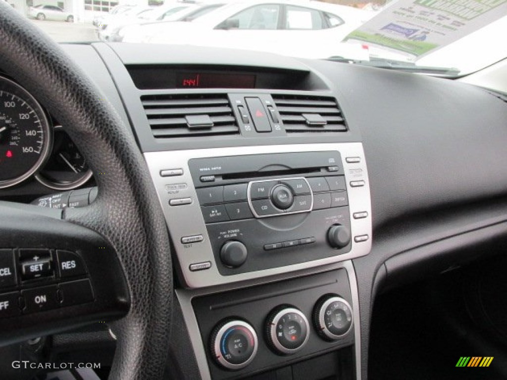 2011 Mazda MAZDA6 i Sport Sedan Controls Photos