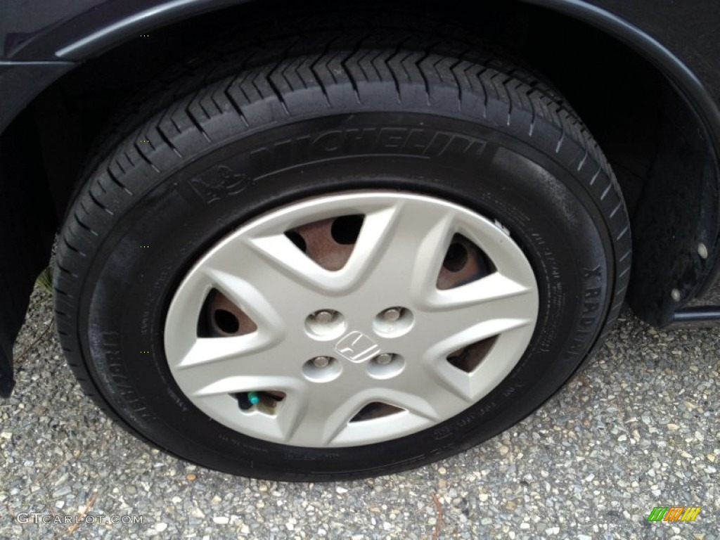 2003 Honda Civic LX Sedan Wheel Photos