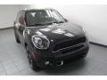 Absolute Black - Cooper S Countryman Photo No. 5