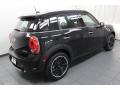 Absolute Black - Cooper S Countryman Photo No. 8