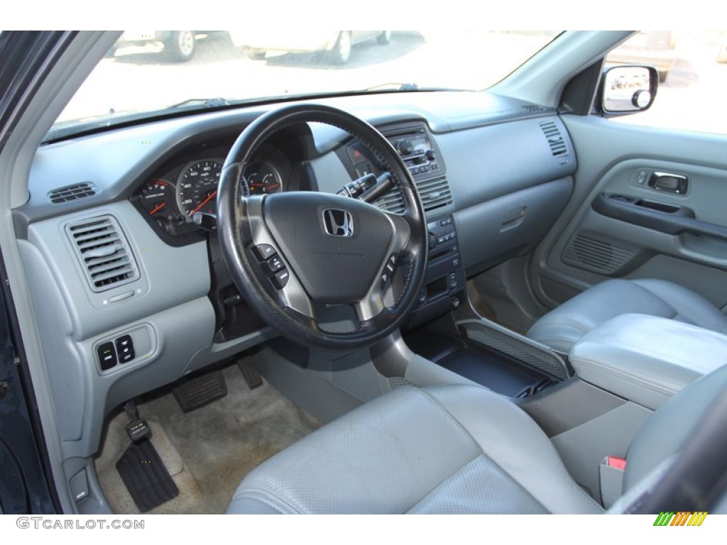 Gray Interior 2004 Honda Pilot EX-L 4WD Photo #78217472