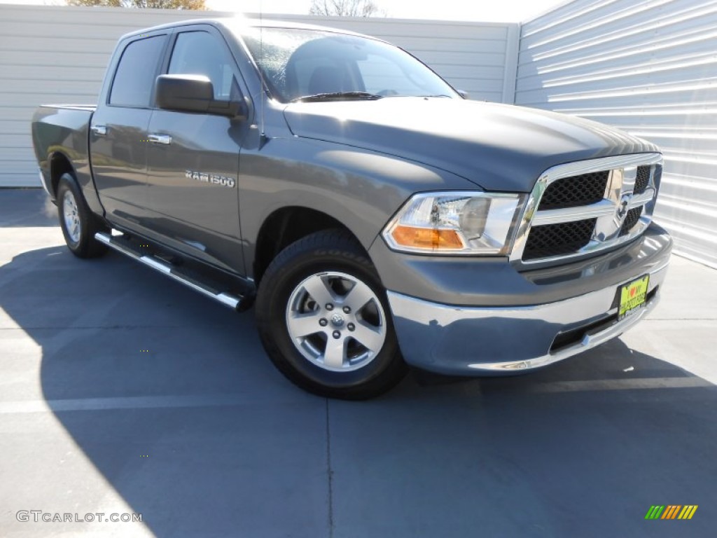 Mineral Gray Metallic Dodge Ram 1500