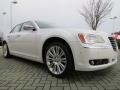 Bright White - 300 C Hemi Photo No. 7