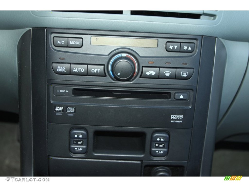 2004 Honda Pilot EX-L 4WD Controls Photo #78217885