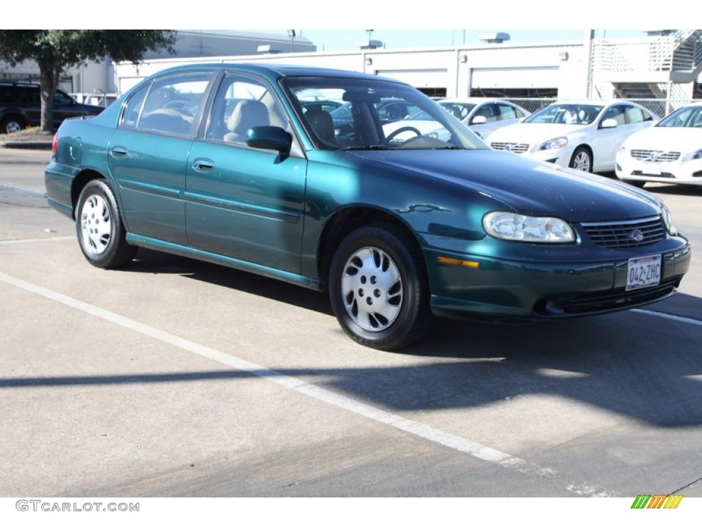 1998 Malibu Sedan - Dark Jade Green Metallic / Medium Oak photo #1