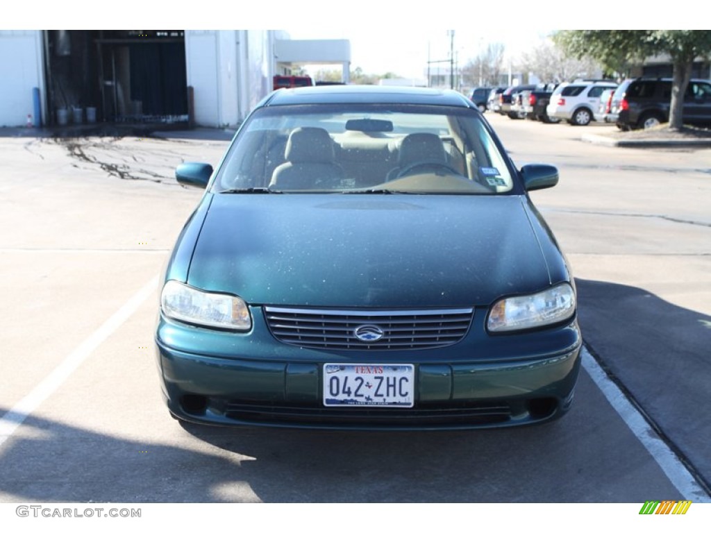 1998 Malibu Sedan - Dark Jade Green Metallic / Medium Oak photo #2