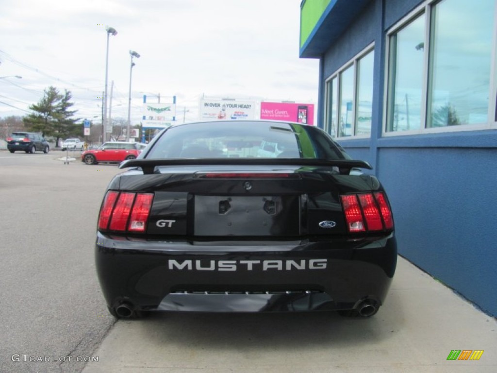 2003 Mustang GT Coupe - Black / Medium Graphite photo #5