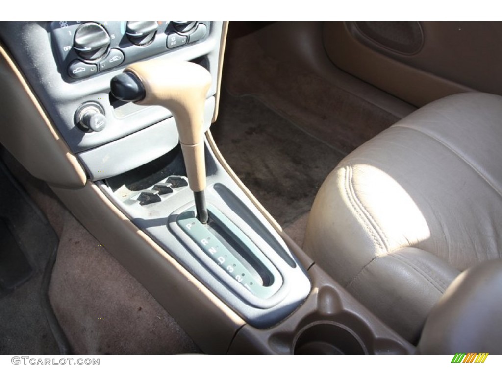 1998 Malibu Sedan - Dark Jade Green Metallic / Medium Oak photo #14