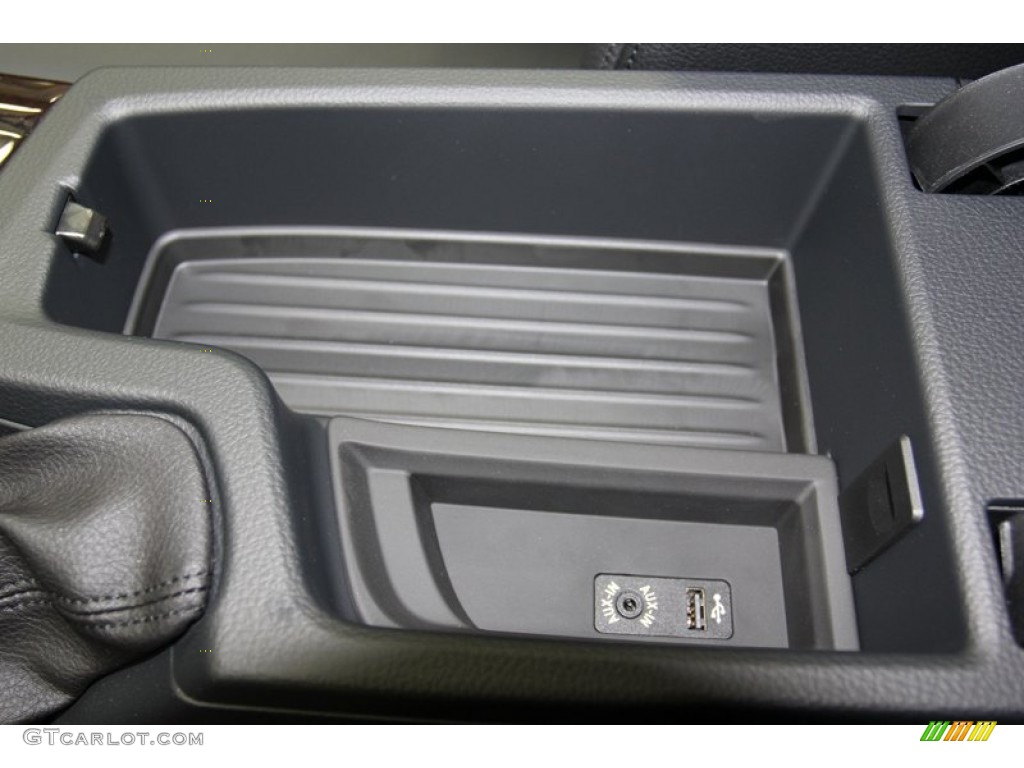 2013 3 Series 328i Sedan - Glacier Silver Metallic / Black photo #20