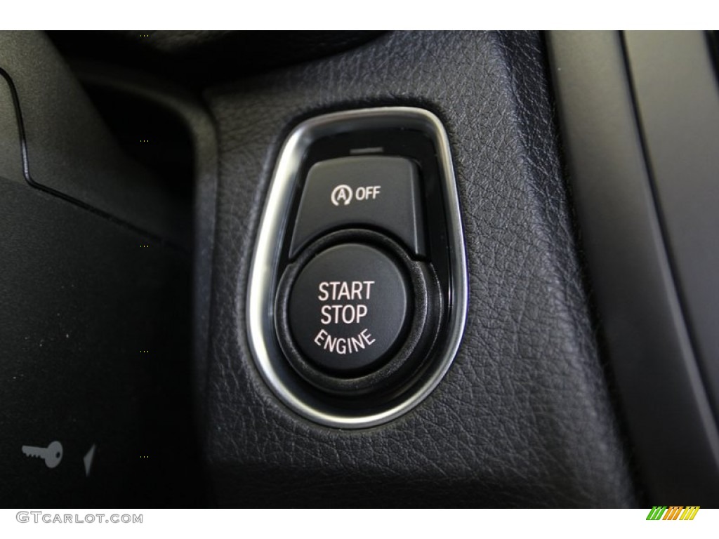 2013 3 Series 328i Sedan - Glacier Silver Metallic / Black photo #21