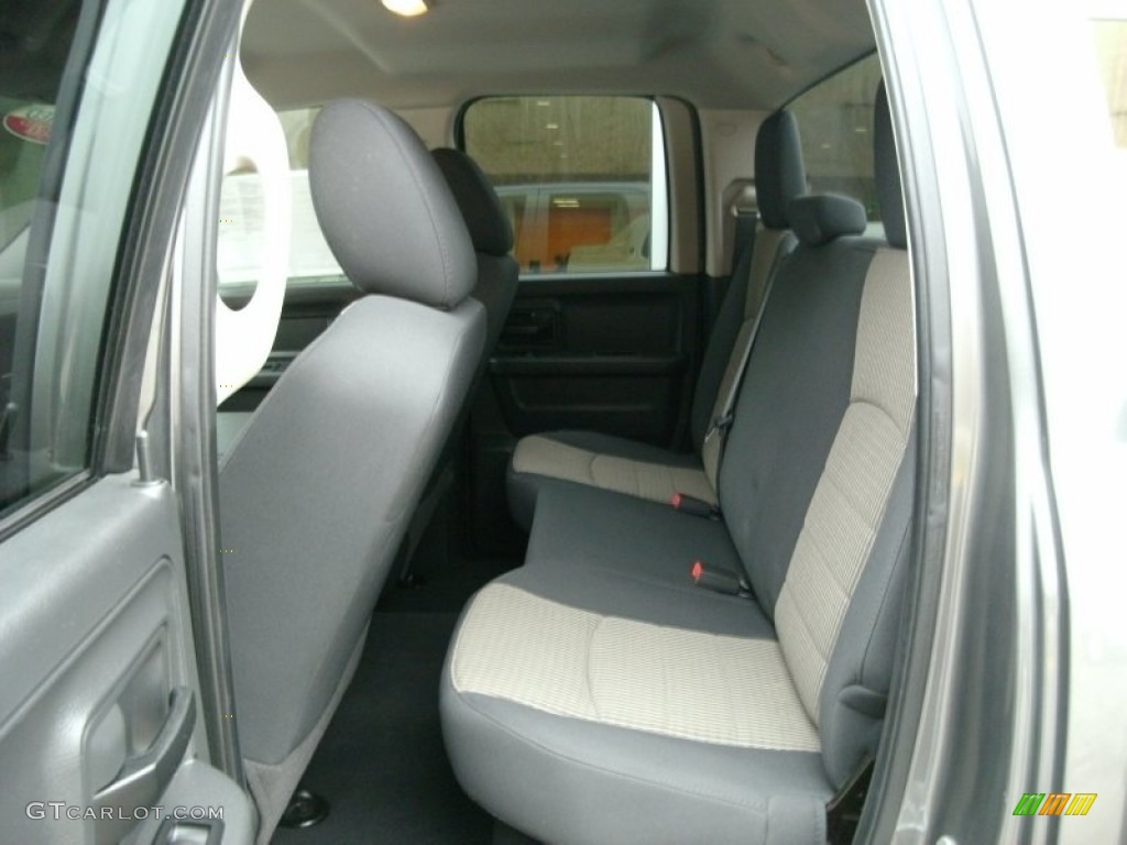 2011 Dodge Ram 1500 SLT Quad Cab 4x4 Rear Seat Photo #78220178