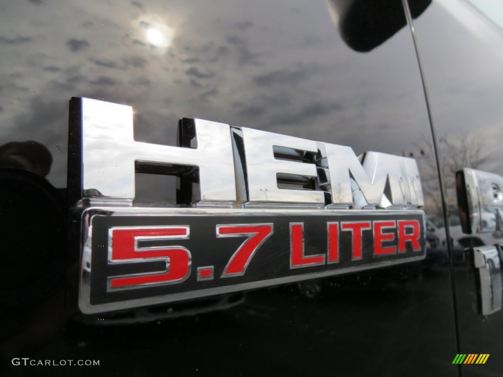 2013 Ram 1500 Express Crew Cab Marks and Logos Photo #78221220
