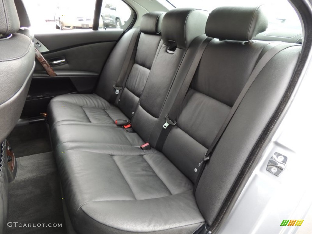 2007 BMW 5 Series 525xi Sedan Rear Seat Photo #78223822