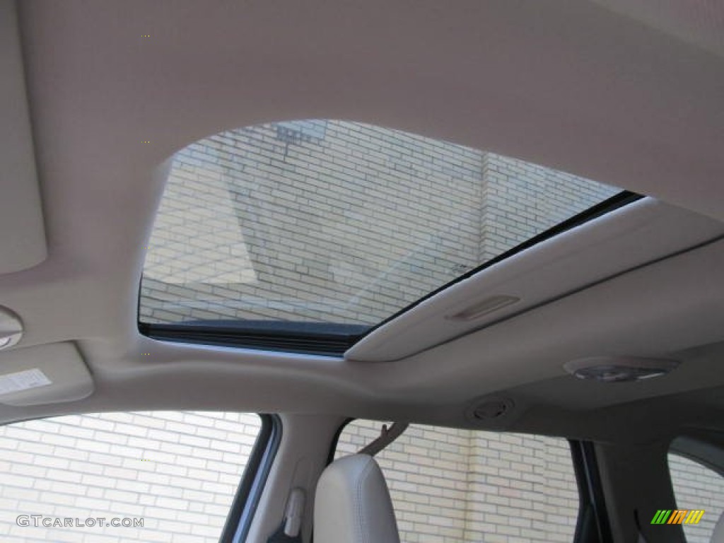 2009 Suzuki XL7 Luxury AWD Sunroof Photos