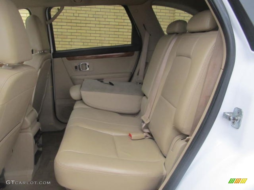 Beige Interior 2009 Suzuki XL7 Luxury AWD Photo #78224361