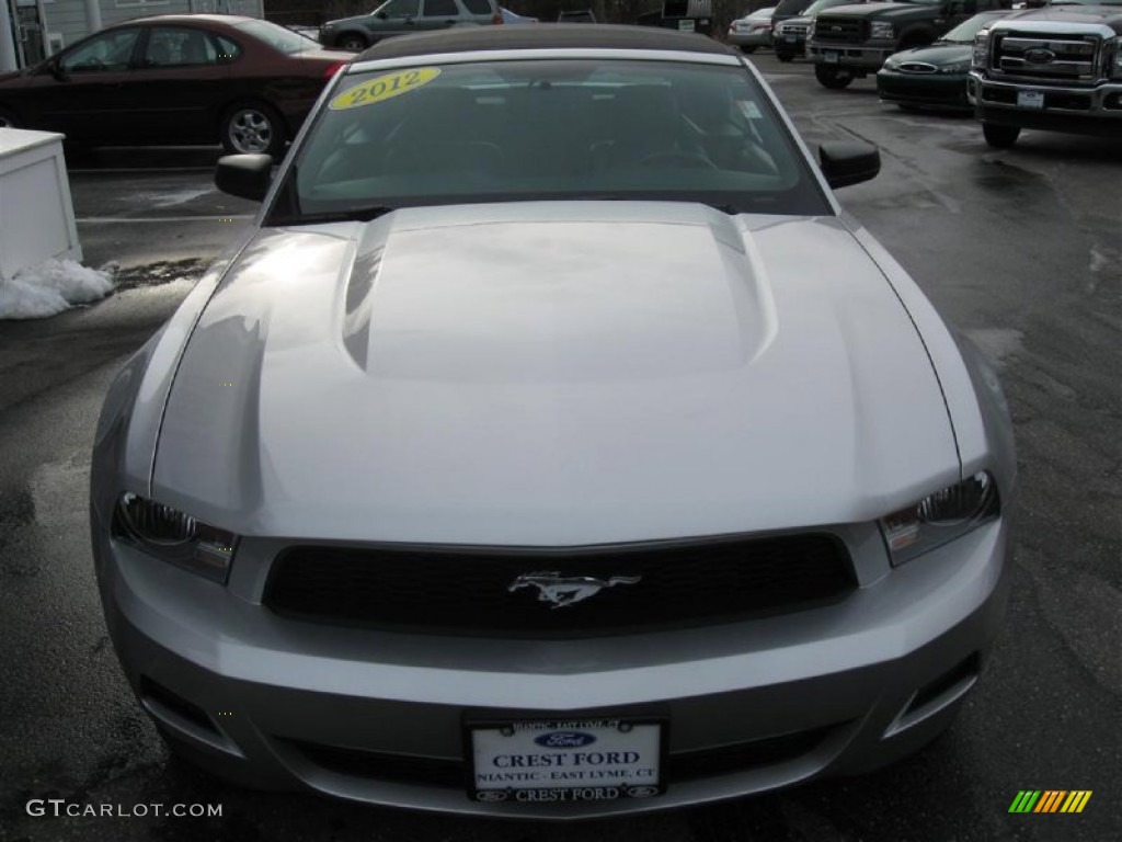 2012 Mustang V6 Premium Convertible - Ingot Silver Metallic / Charcoal Black photo #2