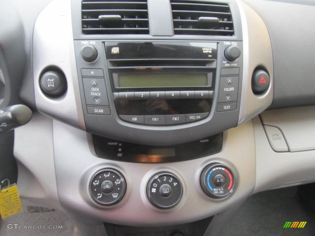 2008 Toyota RAV4 4WD Controls Photos