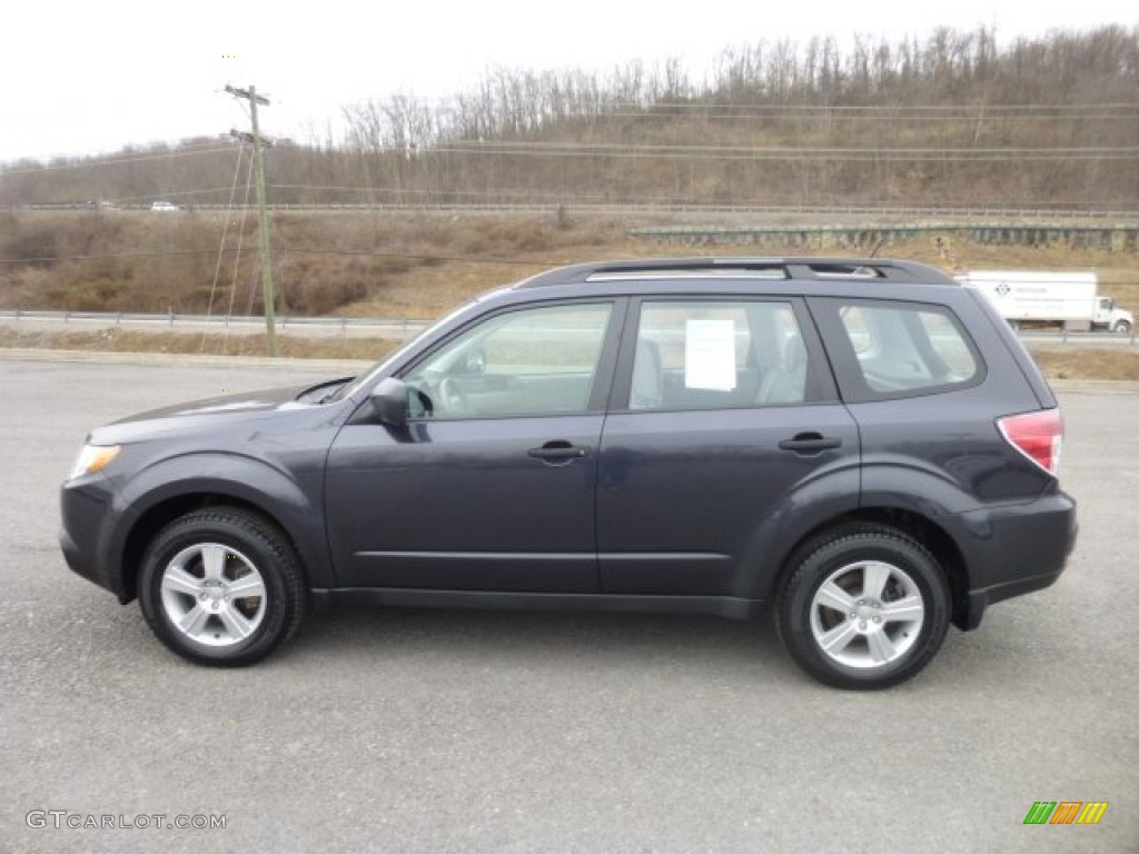 2011 Forester 2.5 X - Dark Gray Metallic / Platinum photo #4