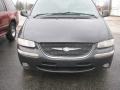 Deep Slate Pearlcoat - Town & Country LXi Photo No. 2