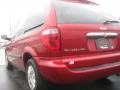 2006 Inferno Red Pearl Chrysler Town & Country   photo #4