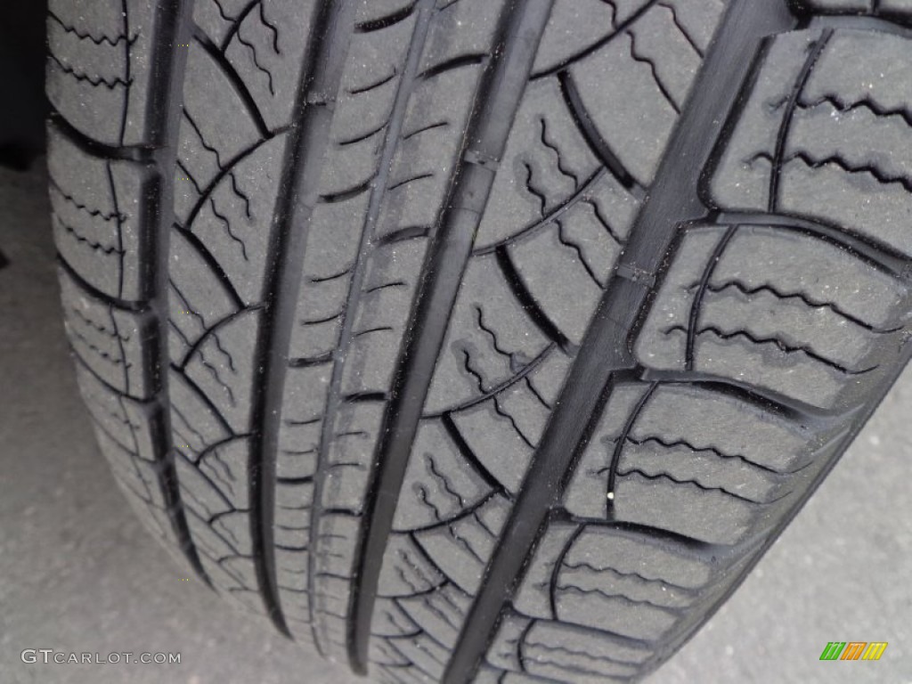 2010 Equinox LT - Summit White / Jet Black/Light Titanium photo #16