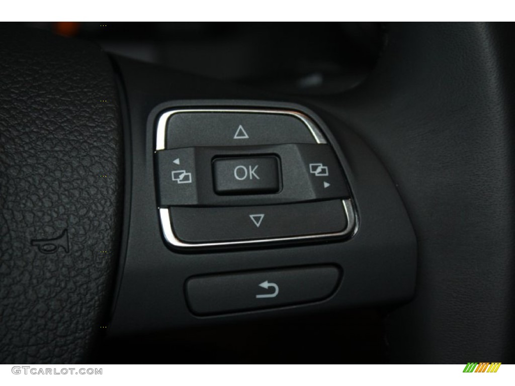 2013 Volkswagen Tiguan SE Controls Photo #78227869