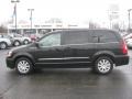 2013 Brilliant Black Crystal Pearl Chrysler Town & Country Touring  photo #5