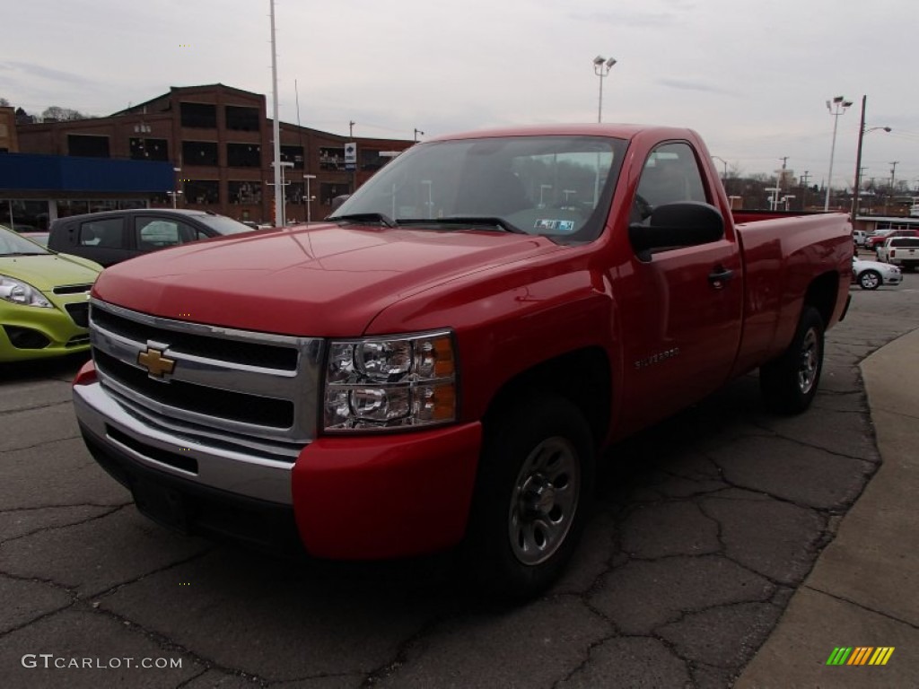 2011 Silverado 1500 LS Regular Cab - Victory Red / Dark Titanium photo #4