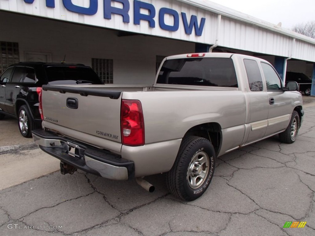 2003 Silverado 1500 LS Extended Cab - Light Pewter Metallic / Dark Charcoal photo #8