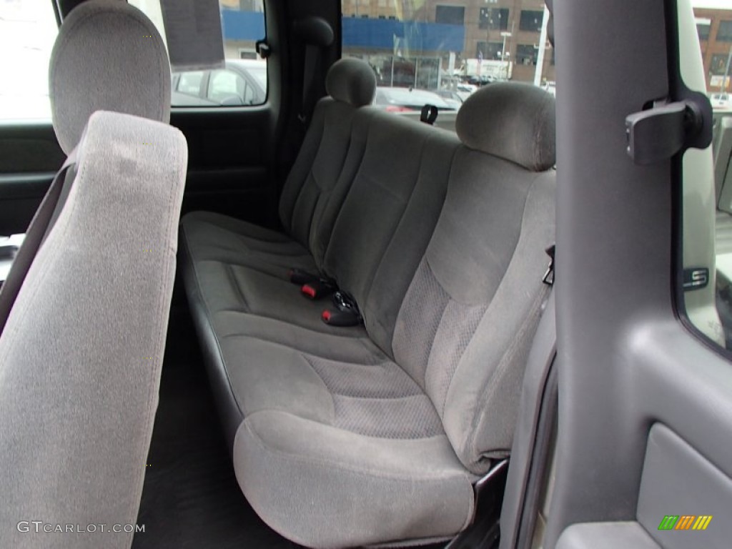 2003 Chevrolet Silverado 1500 LS Extended Cab Rear Seat Photo #78235281