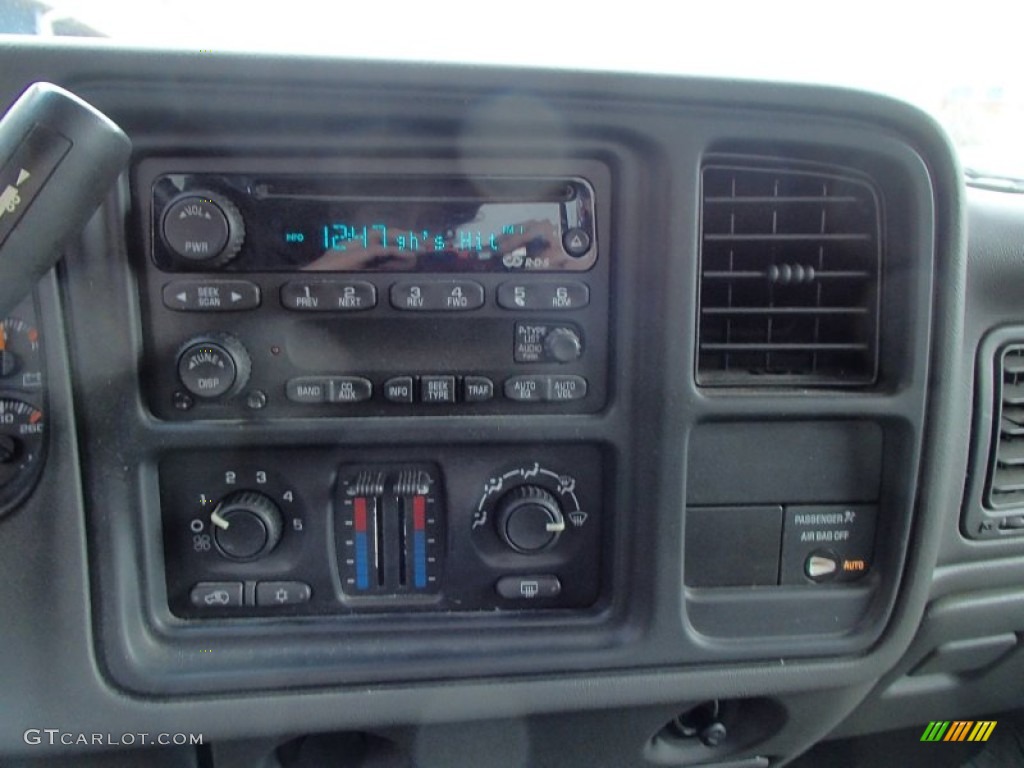 2003 Silverado 1500 LS Extended Cab - Light Pewter Metallic / Dark Charcoal photo #16