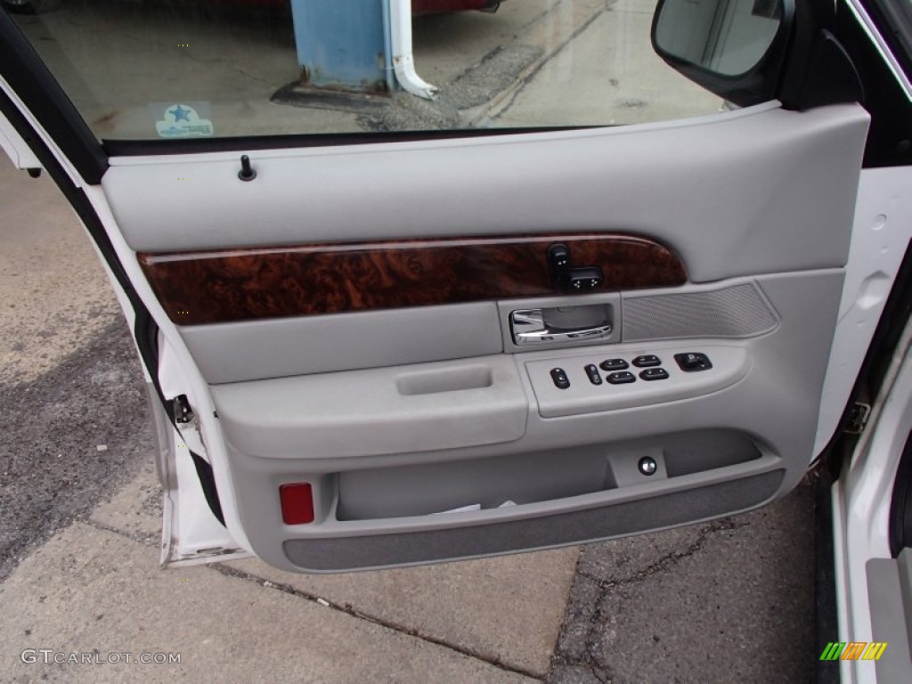 2005 Mercury Grand Marquis GS Light Flint Door Panel Photo #78235699