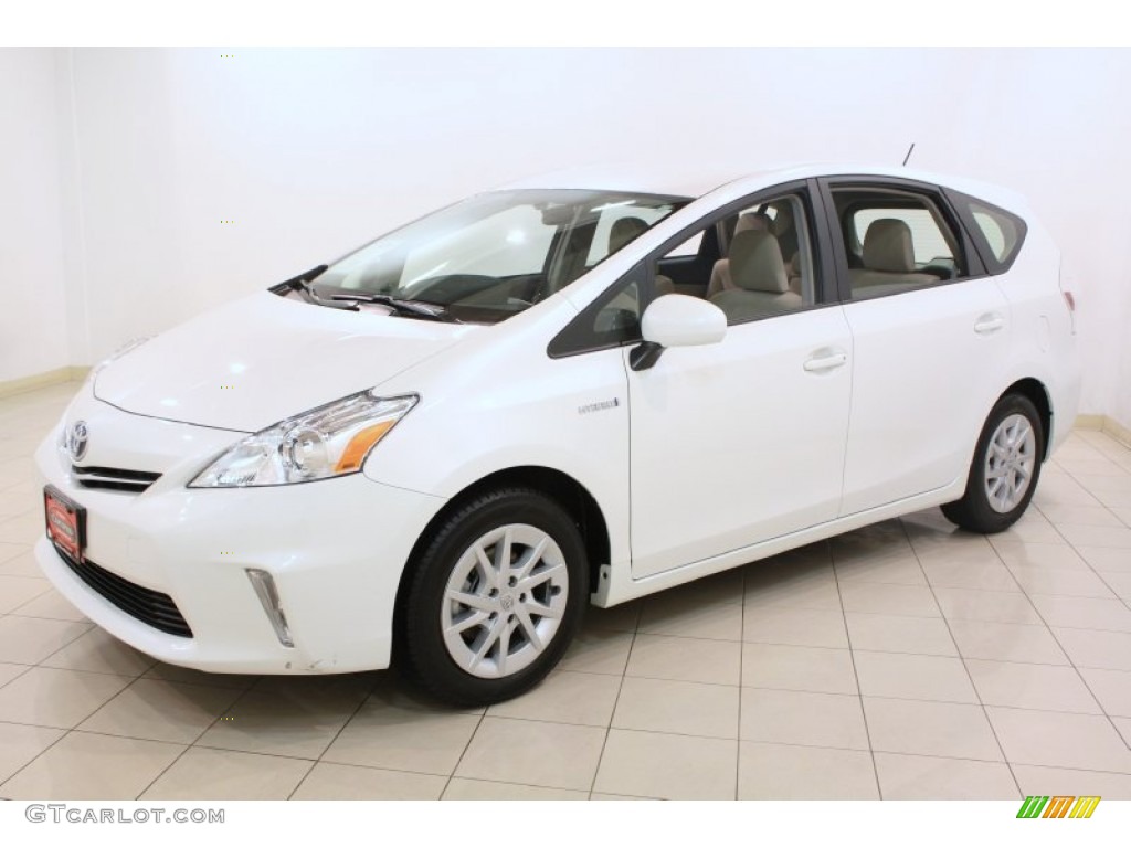 2012 Toyota Prius v Three Hybrid Exterior Photos