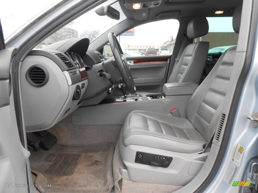 Kristal Gray Interior 2004 Volkswagen Touareg V6 Photo #78237607