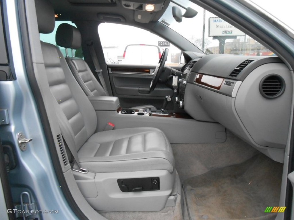 Kristal Gray Interior 2004 Volkswagen Touareg V6 Photo #78237663