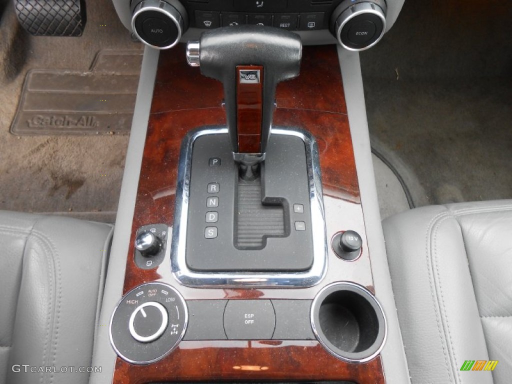 2004 Volkswagen Touareg V6 6 Speed Automatic Transmission Photo #78237969