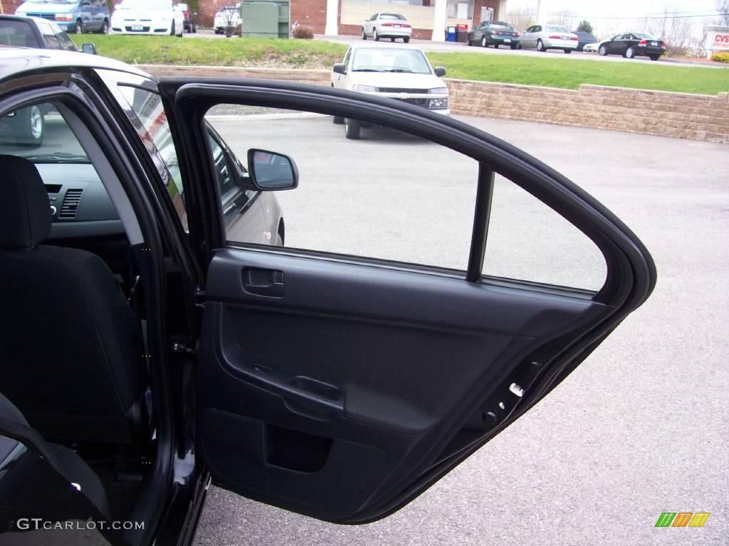 2008 Lancer DE - Black / Black photo #20