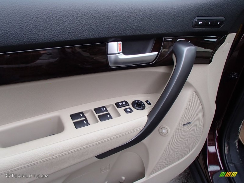 2014 Kia Sorento EX V6 AWD Beige Door Panel Photo #78238998