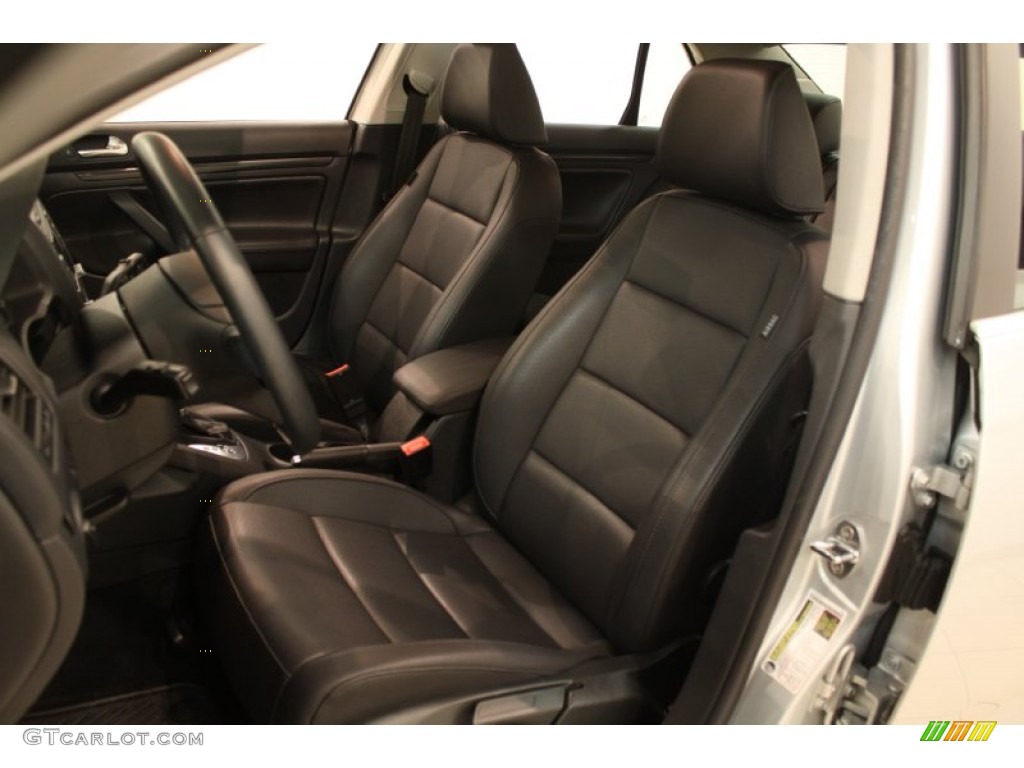 Titan Black Interior 2010 Volkswagen Jetta SE Sedan Photo #78240007