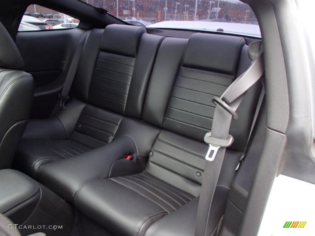2009 Ford Mustang GT Coupe Rear Seat Photos